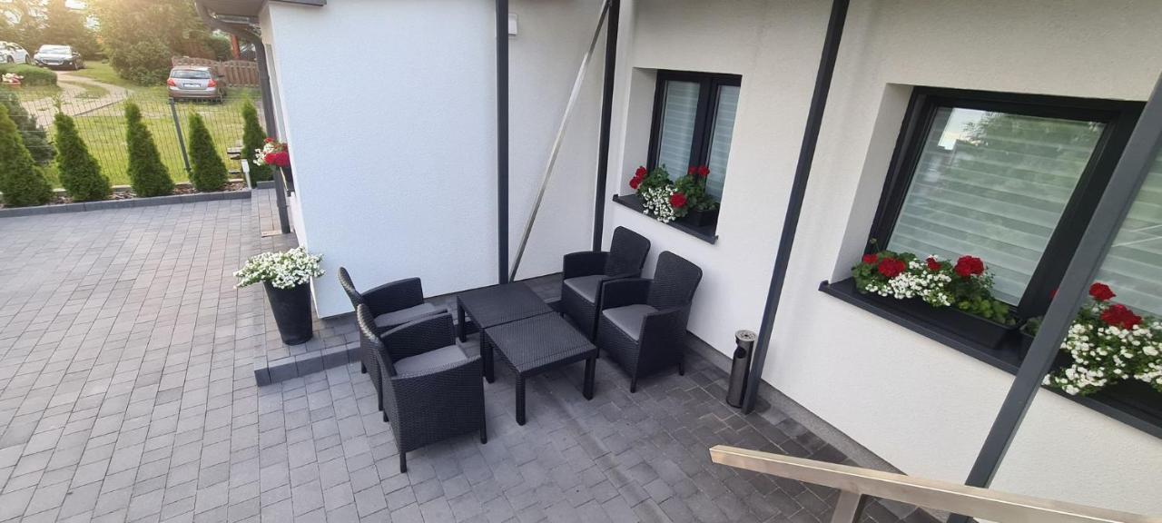 Happy Apartment